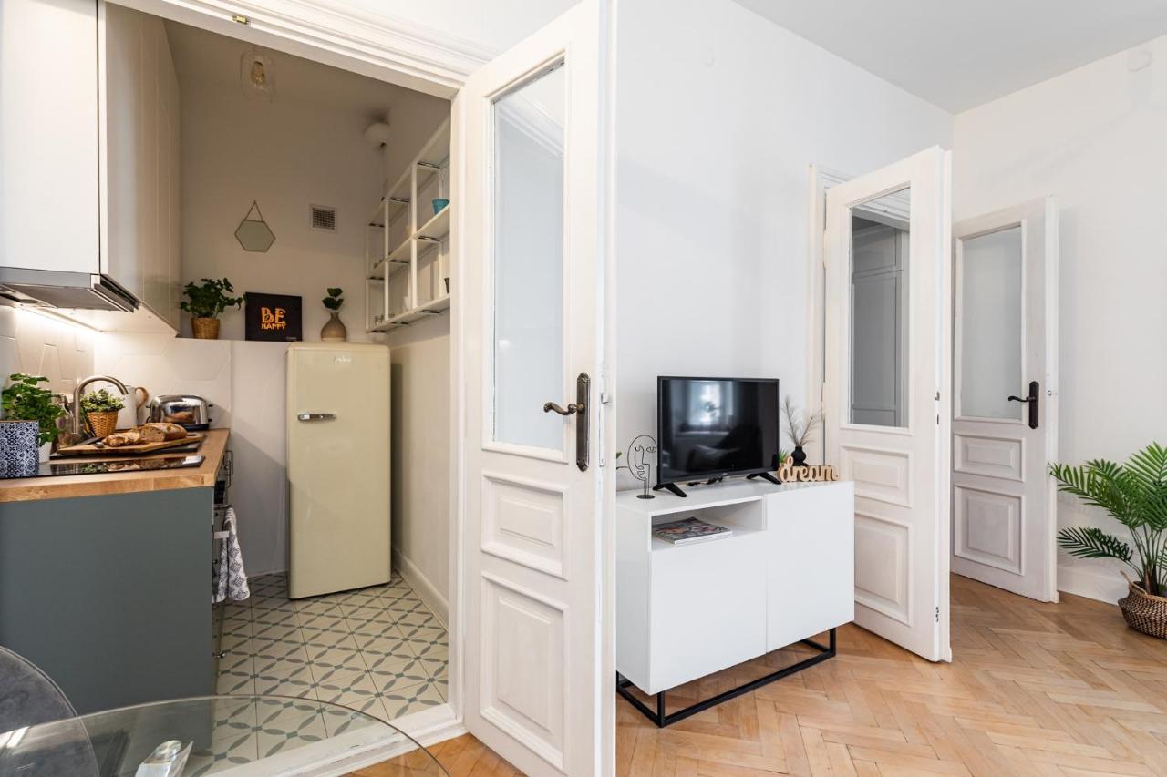 Superapart Krucza 47A Varşova Dış mekan fotoğraf